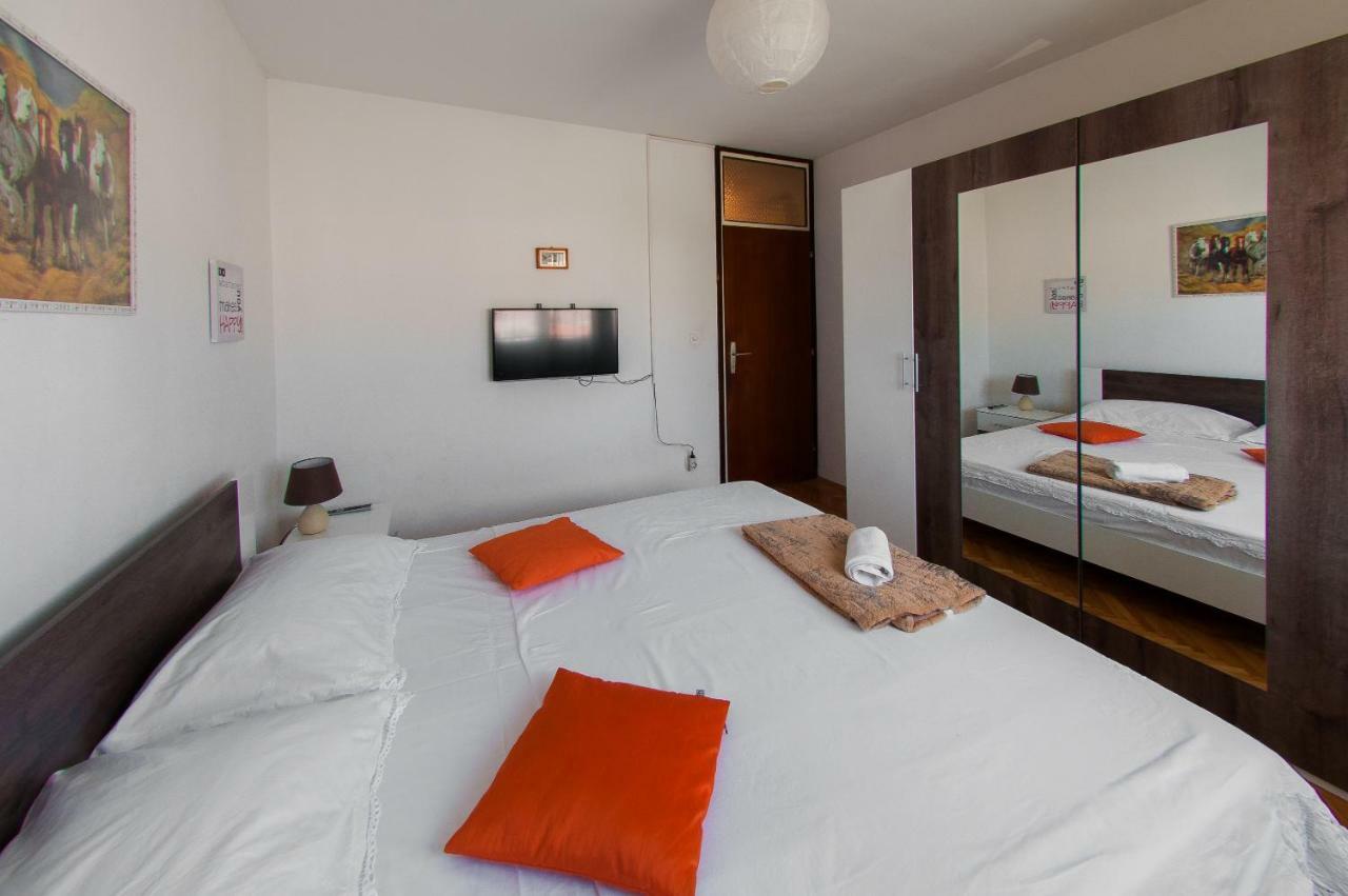 Apartment Mira Split Exterior photo